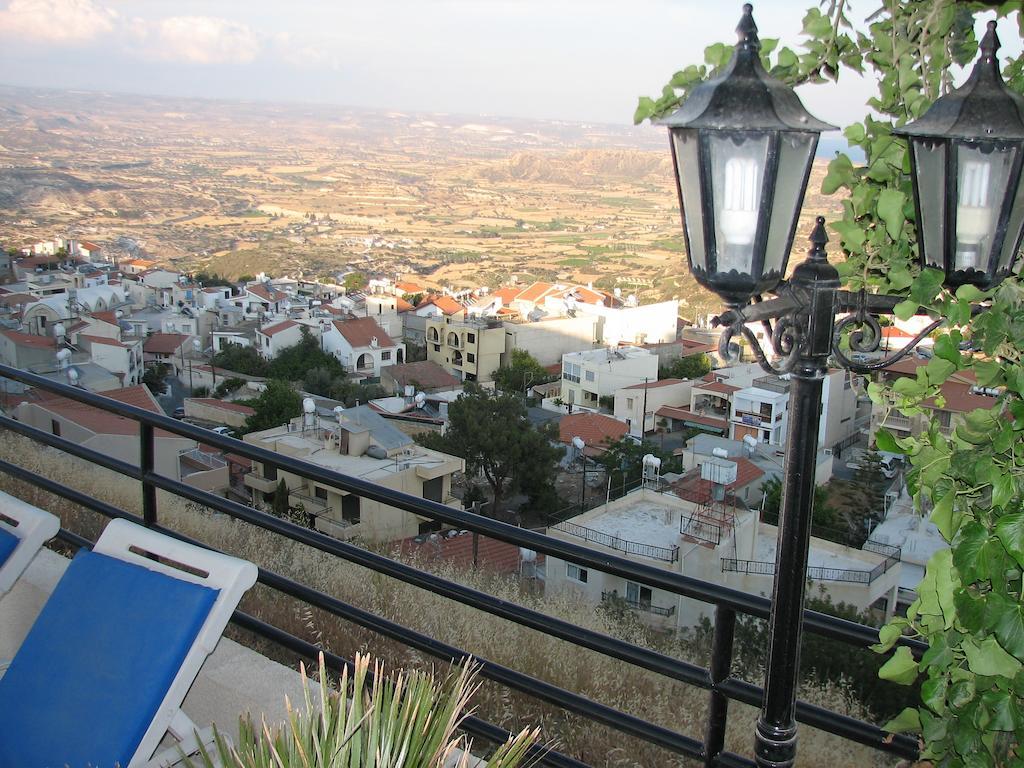 Hill View Hotel Apartments Писсури Экстерьер фото