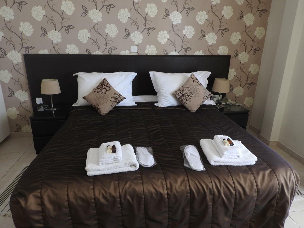 Hill View Hotel Apartments Писсури Экстерьер фото