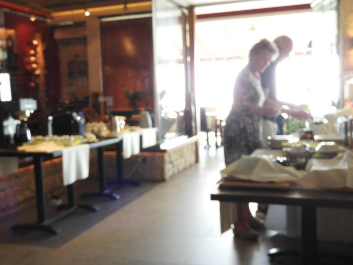 Hill View Hotel Apartments Писсури Экстерьер фото
